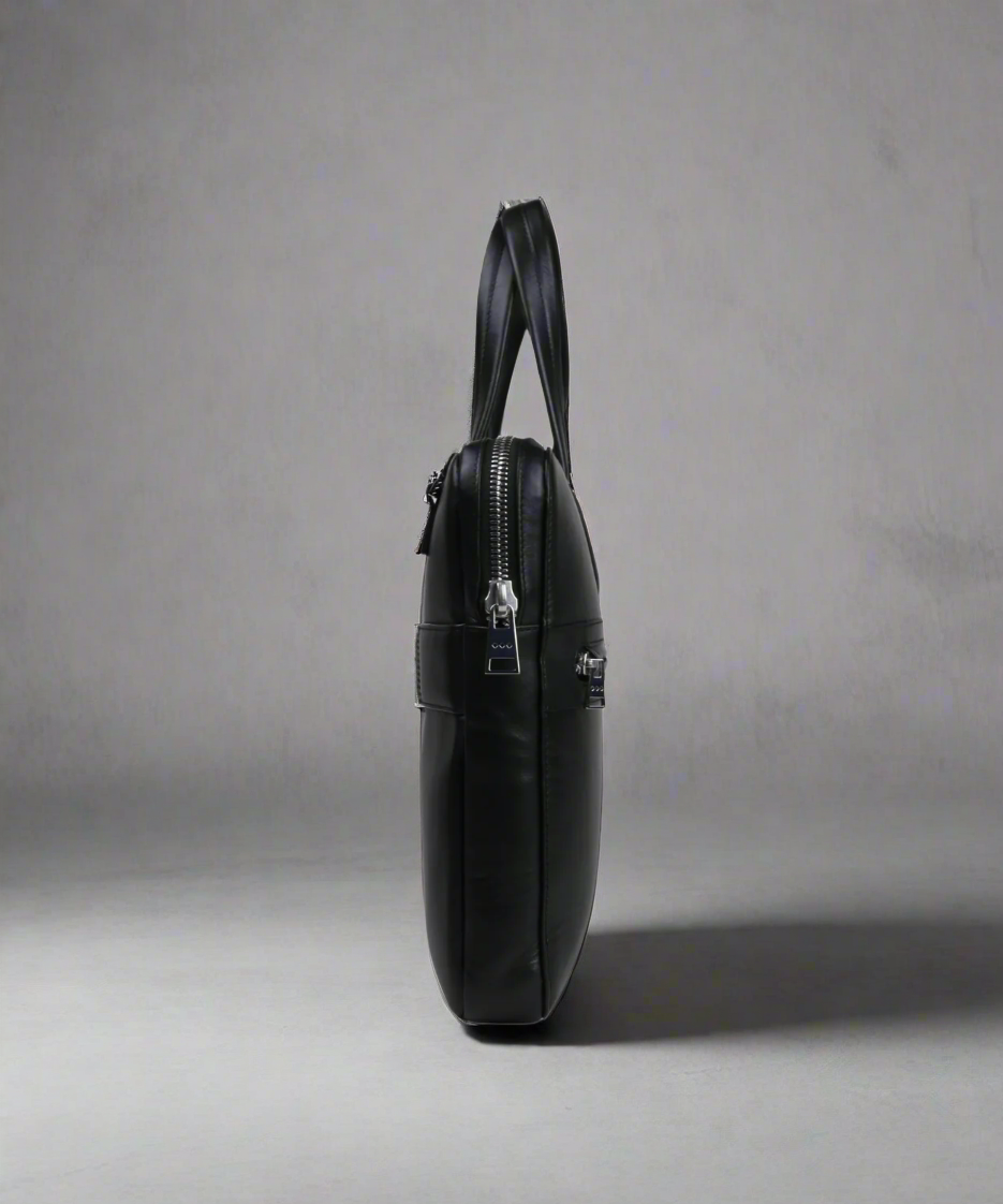 Analyst Slim Laptop Bag | Black