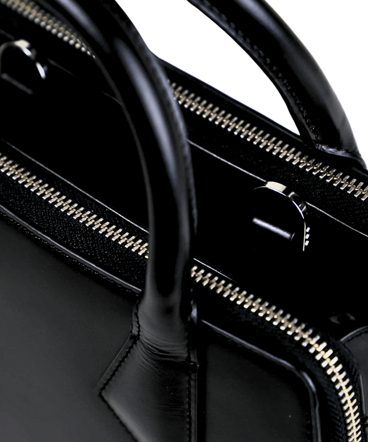 Trapeze Handbag 215 | Black