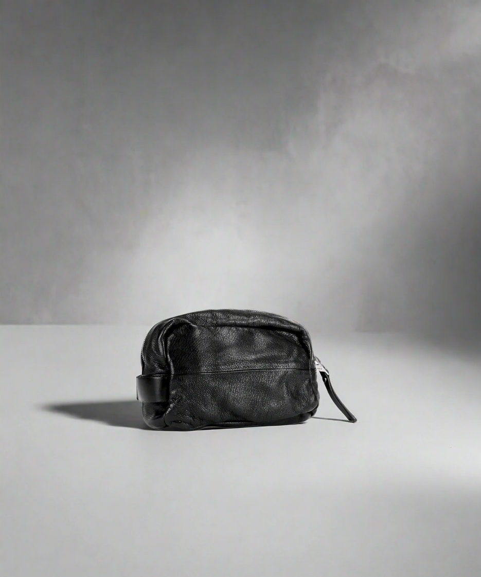 Combat Washbag 221 | Black