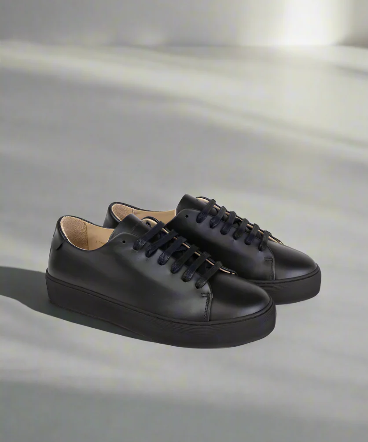 Doric Bound Sneaker Women | Black