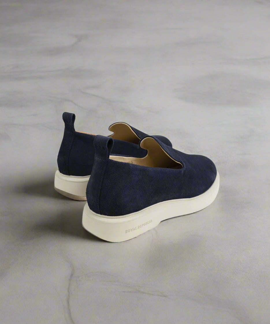 Bunk Minimal Loafer - Men | Navy