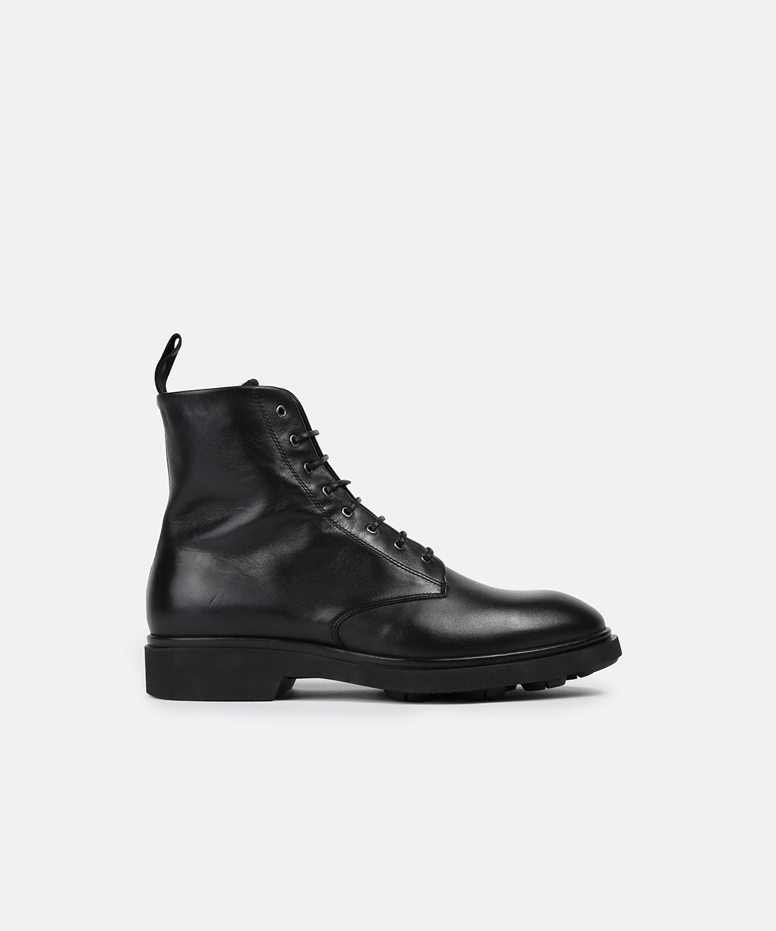 Defender Lace Up Boot 215 | Black