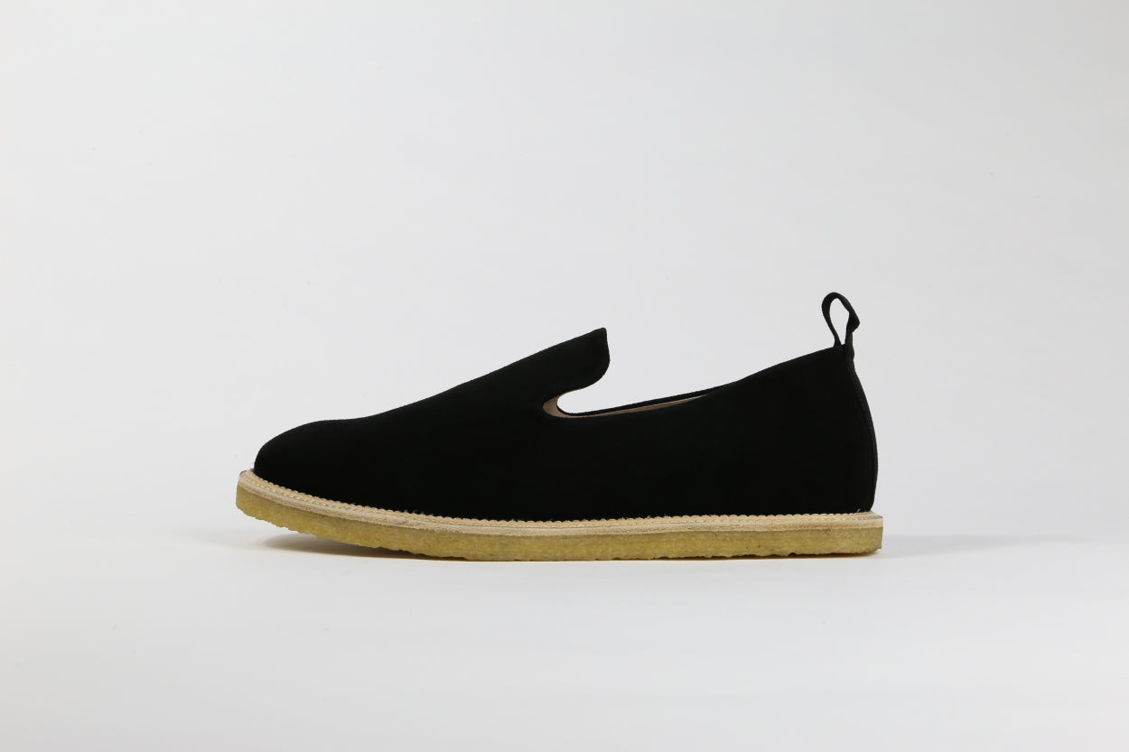 Evo Crepe Suede Loafer 211 | Black