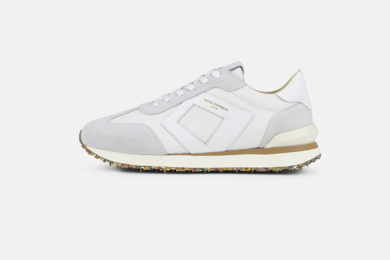 Vault Nylon Retro Runner 221 | White