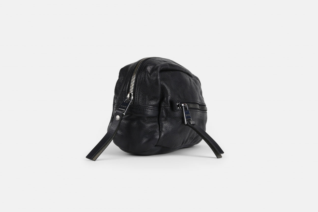 Combat Washbag 221 | Black