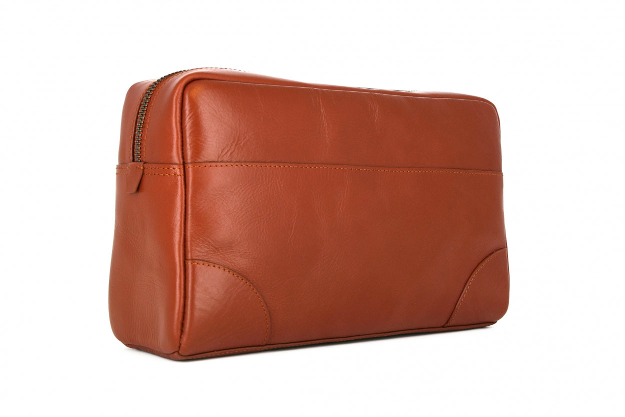 Explorer Washbag 199 | Cognac