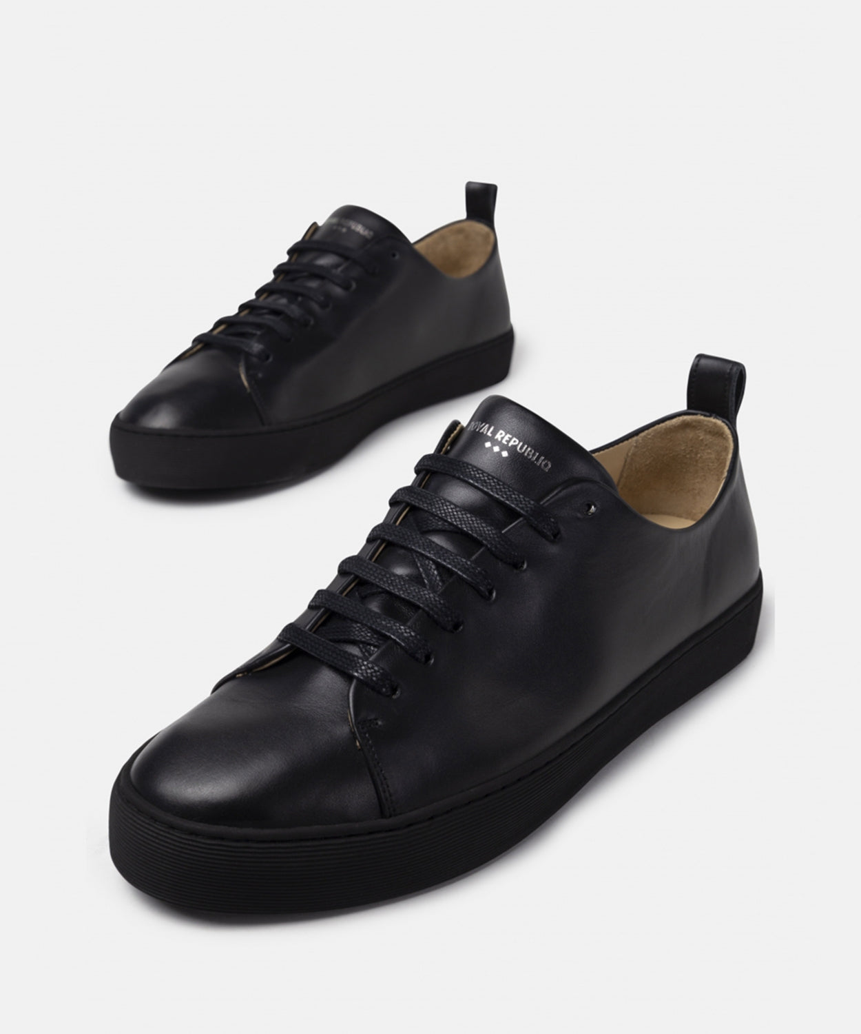 Doric Bound Sneaker - Men | Black