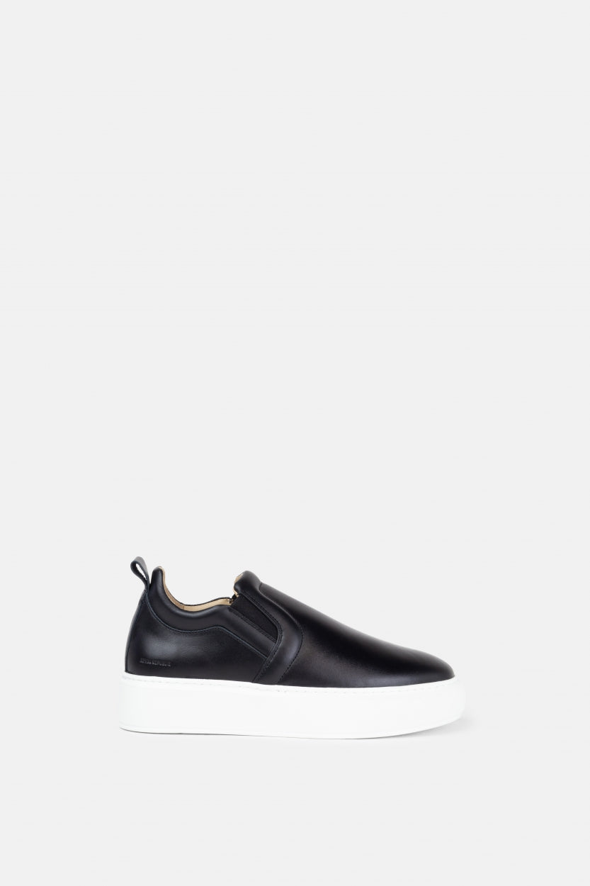 Dare Buffer Slip On | Black