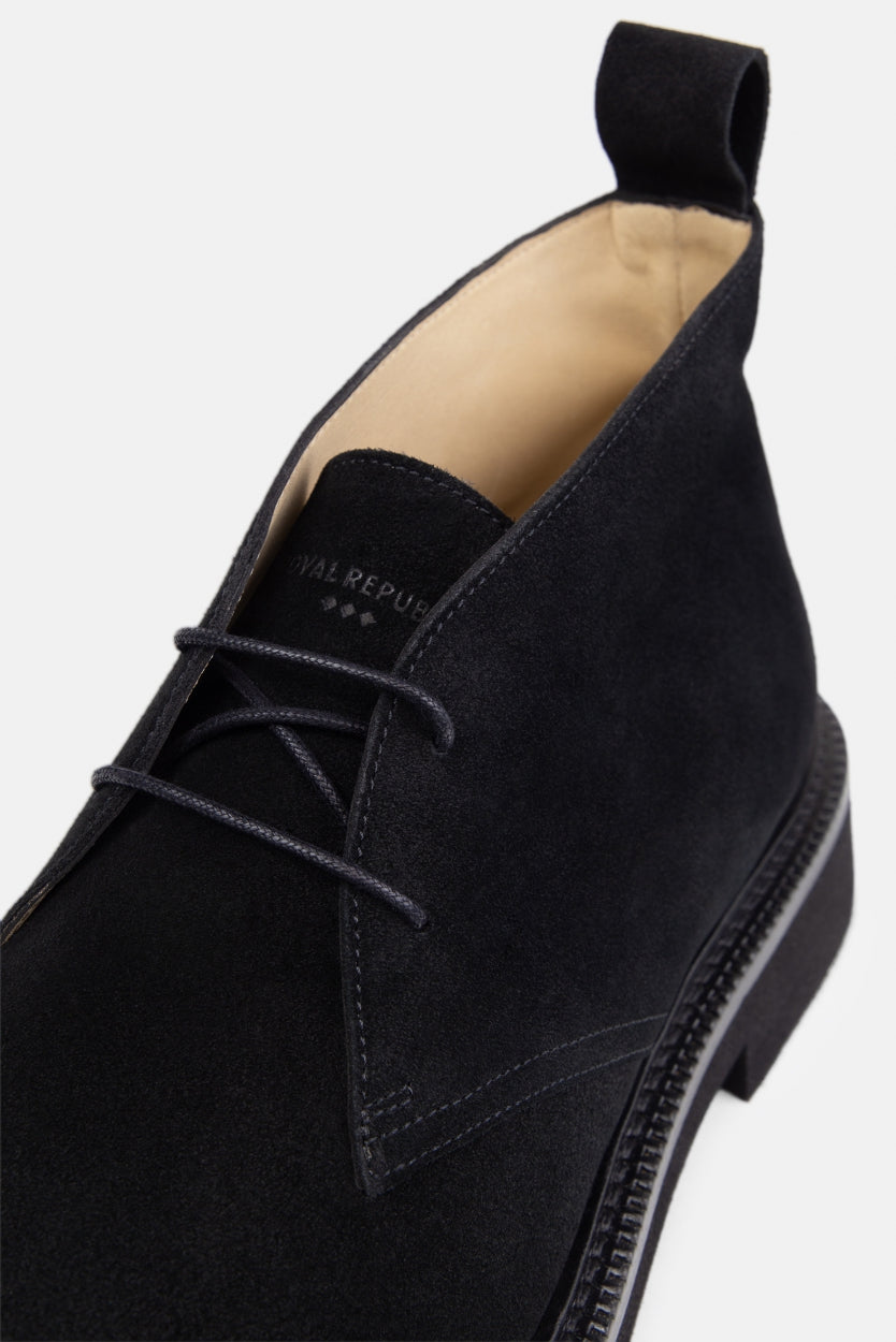 Bond Blox Suede Chukka | Black