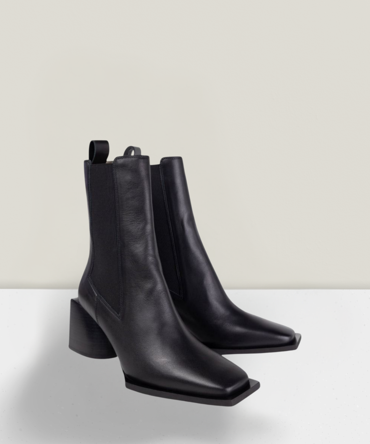 Luna Chelsea Boot | Black