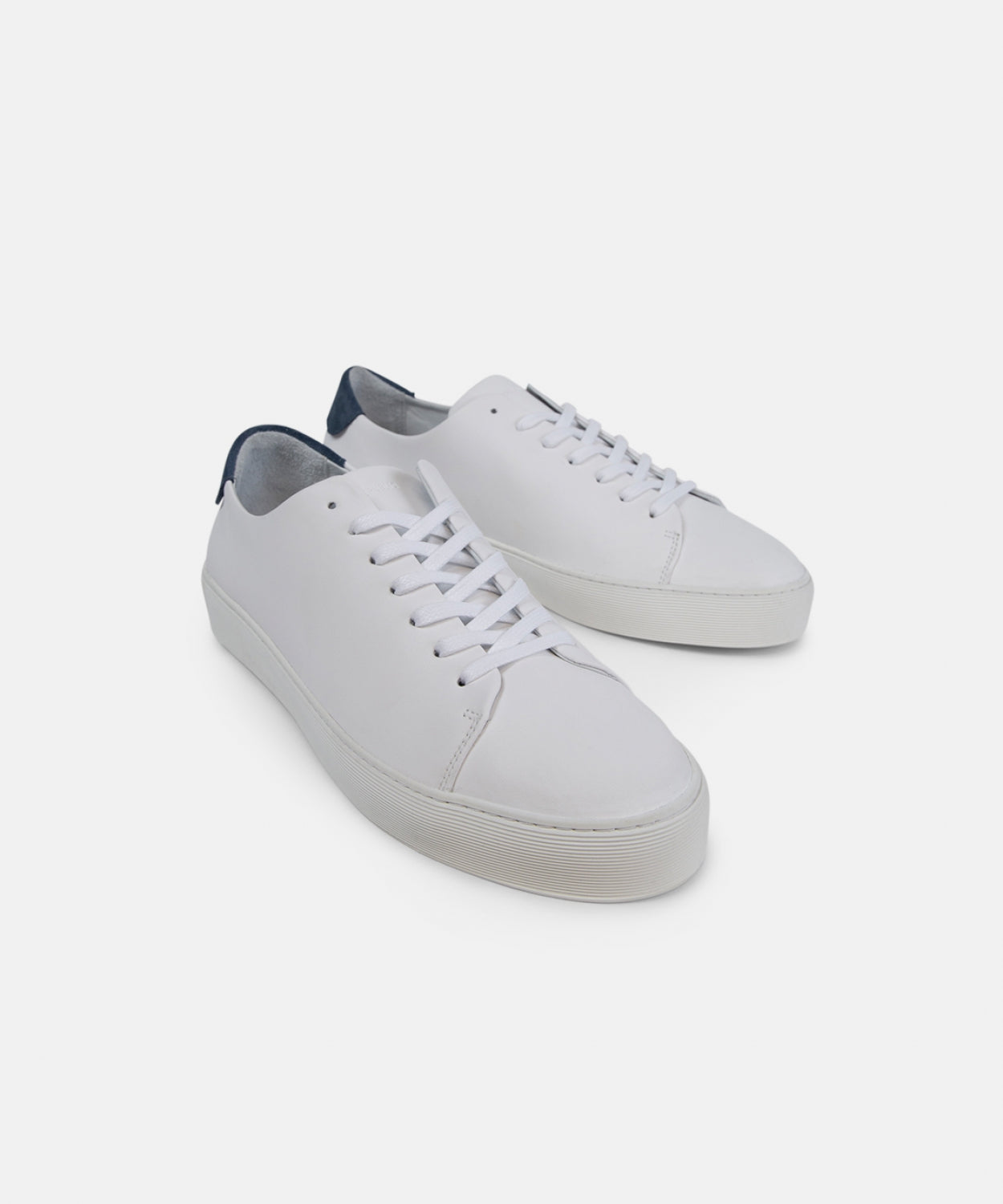 Doric Bound Accent Sneaker - Men | Blue