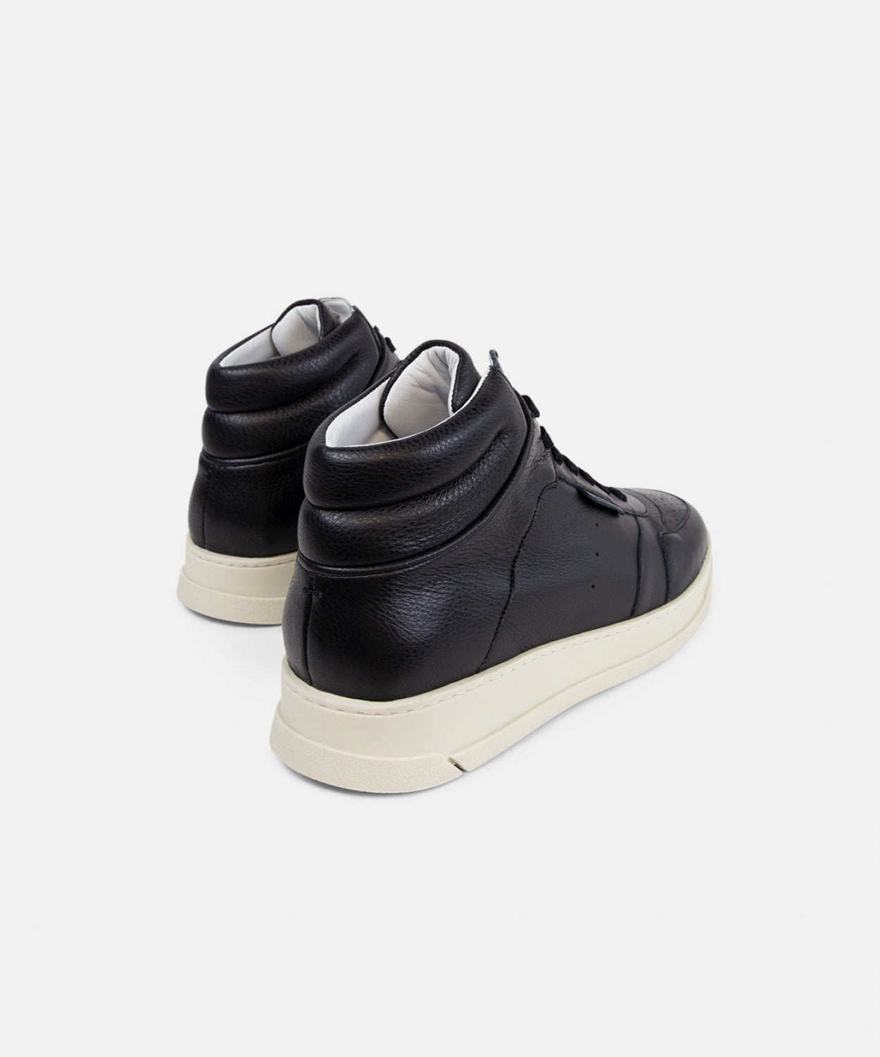 Attila Hi Top Sneaker Men | Black