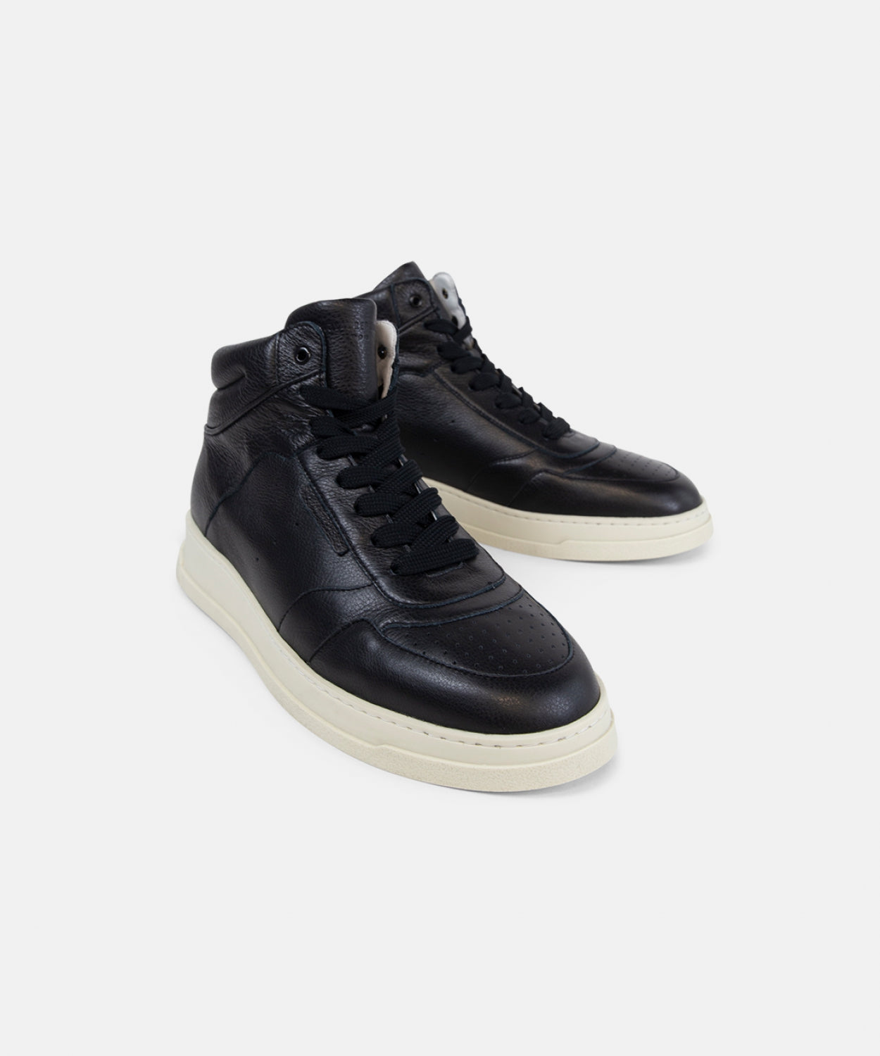 Attila Hi Top Sneaker Men | Black