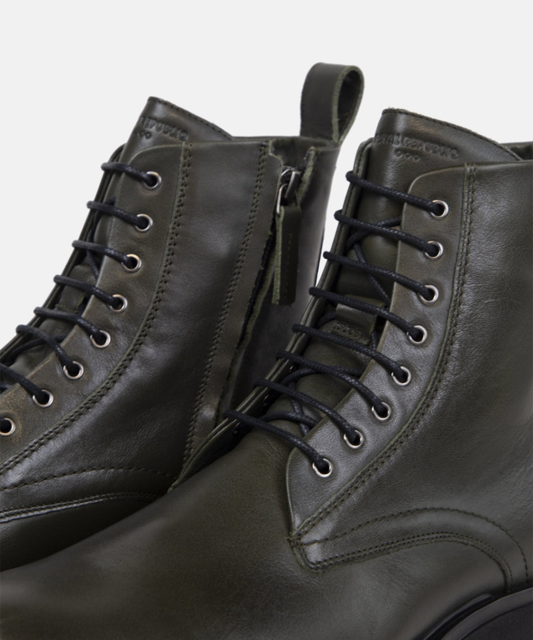 Domino Lace Up Boot 235 | Dark Khaki / Anthracite