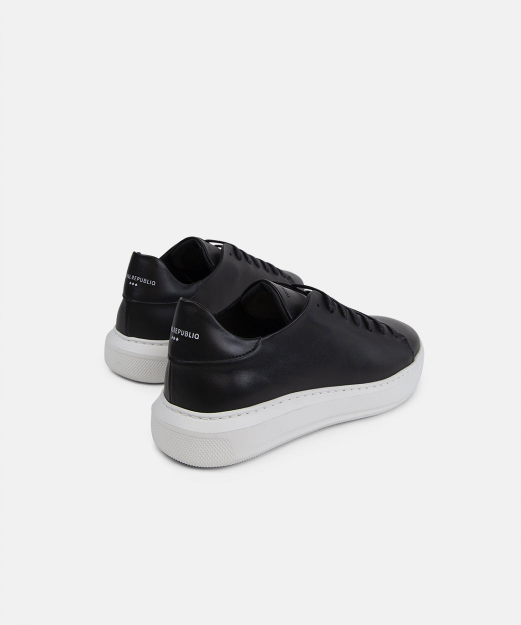 Cosmos Sneaker Lo 235 - Women | Black