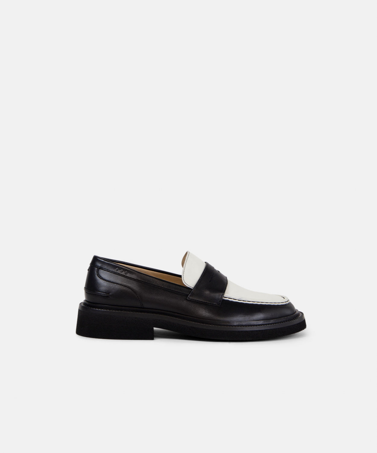 Bond Blox Loafer 241 - White-on-Black | Black