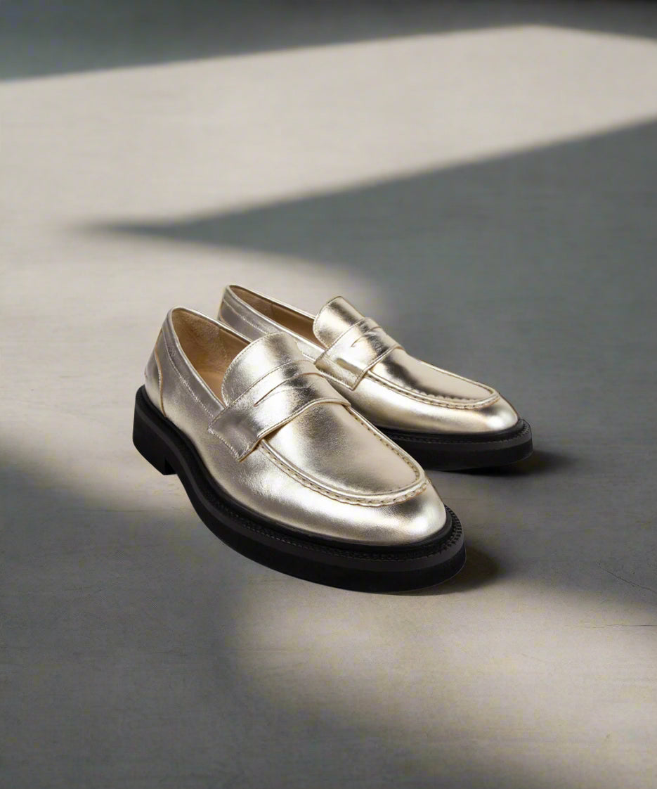 Bond Blox Loafer Metallic 241 | Gold