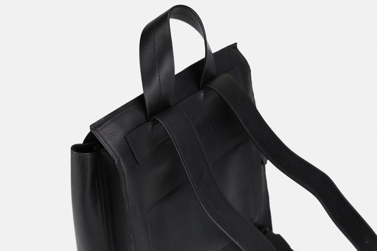 Elite Backpack 221 | Black