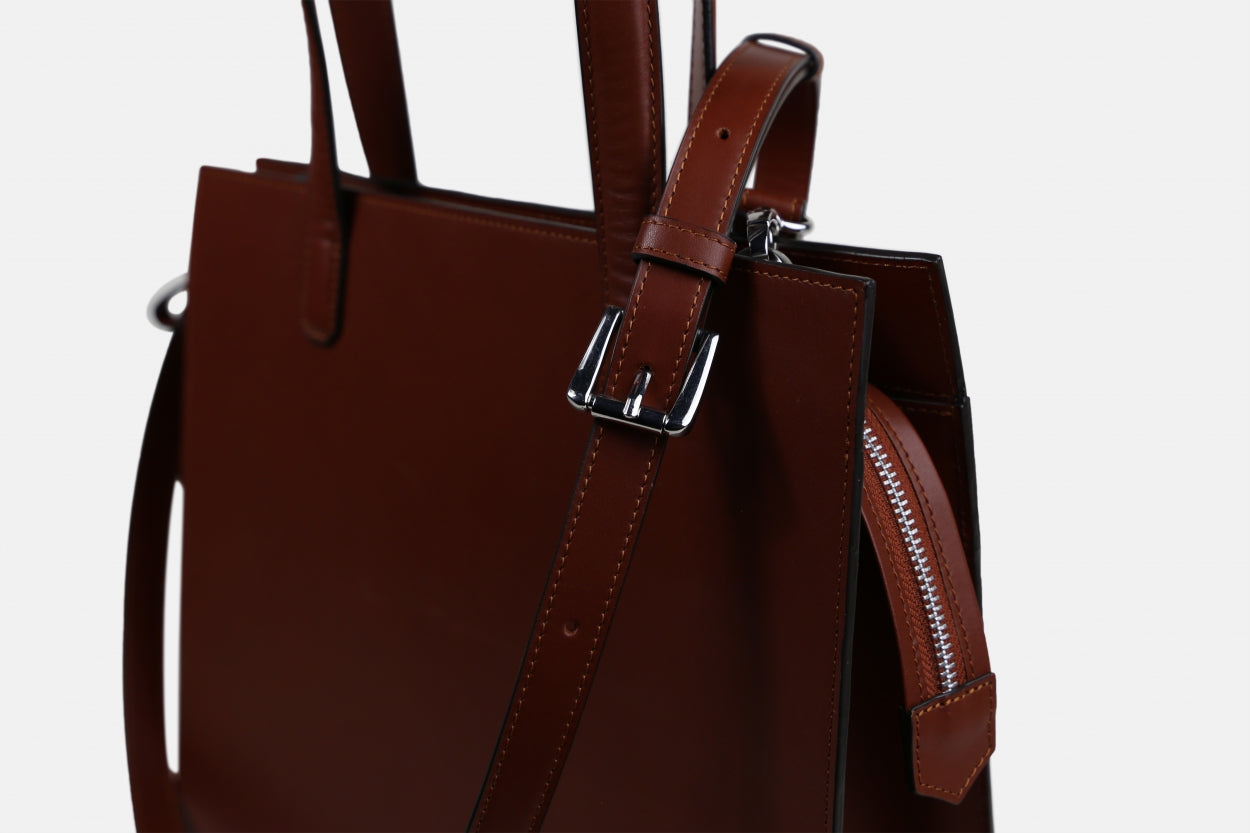 Conductor Tote 221 | Cognac