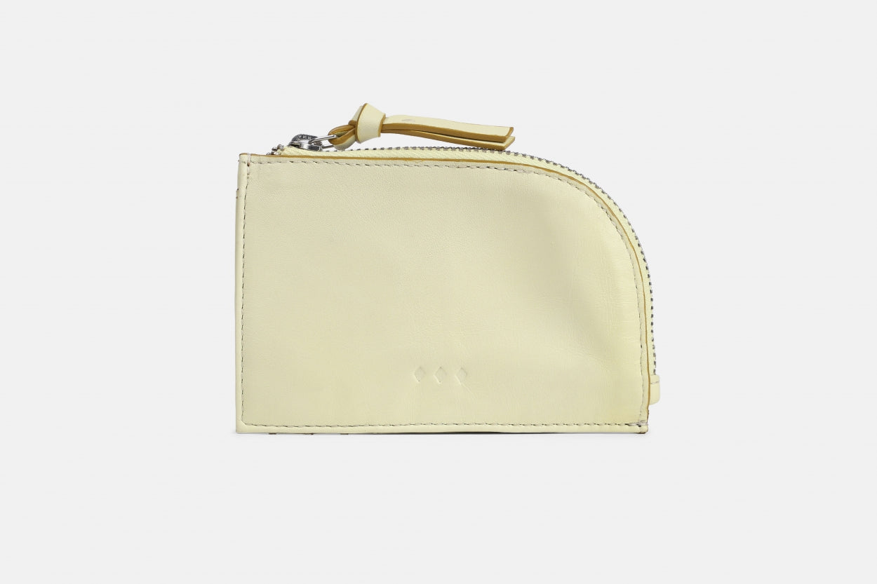 Elite Curve Cardholder 211 | Light Yellow