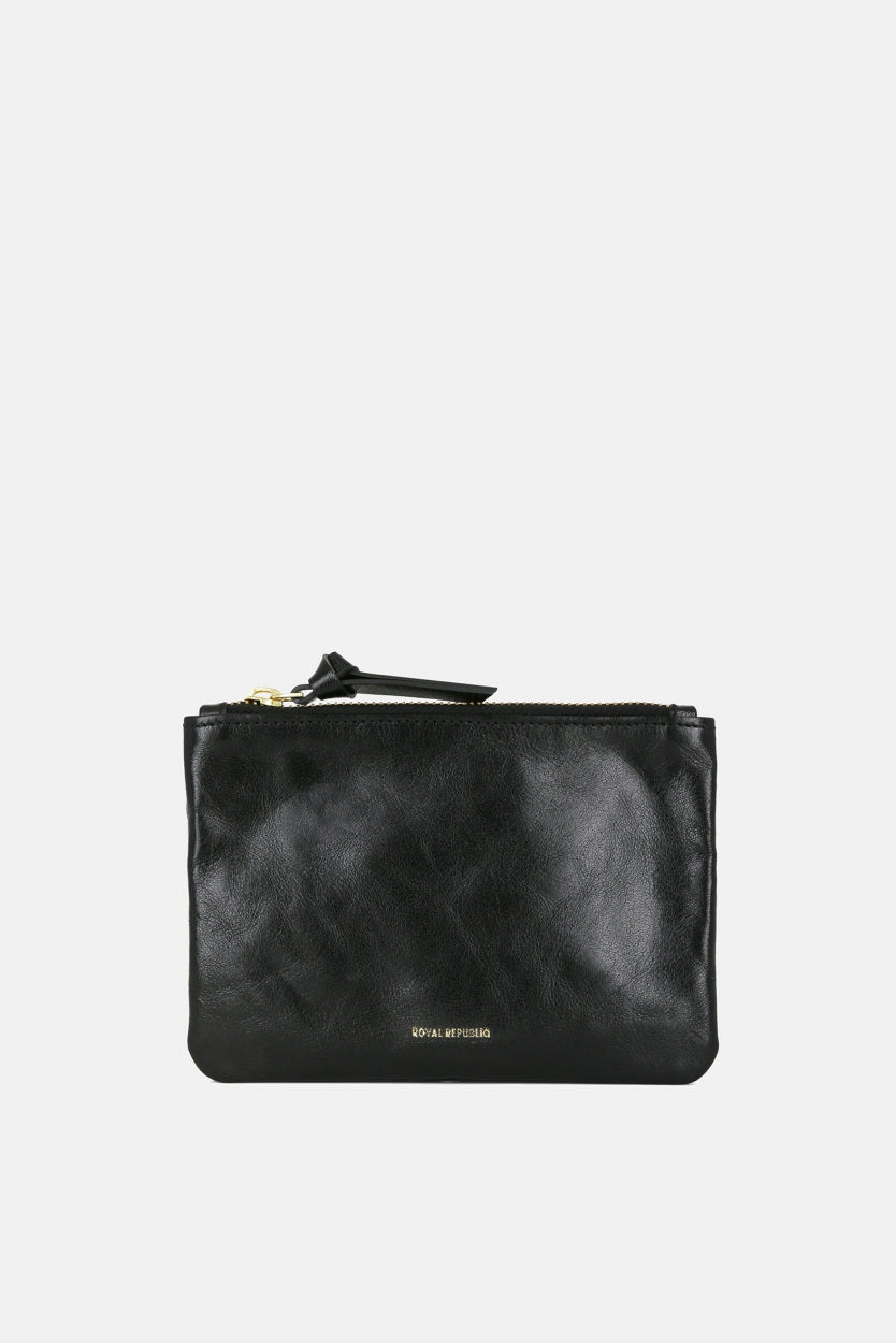 Essential Pouch 199 | Black