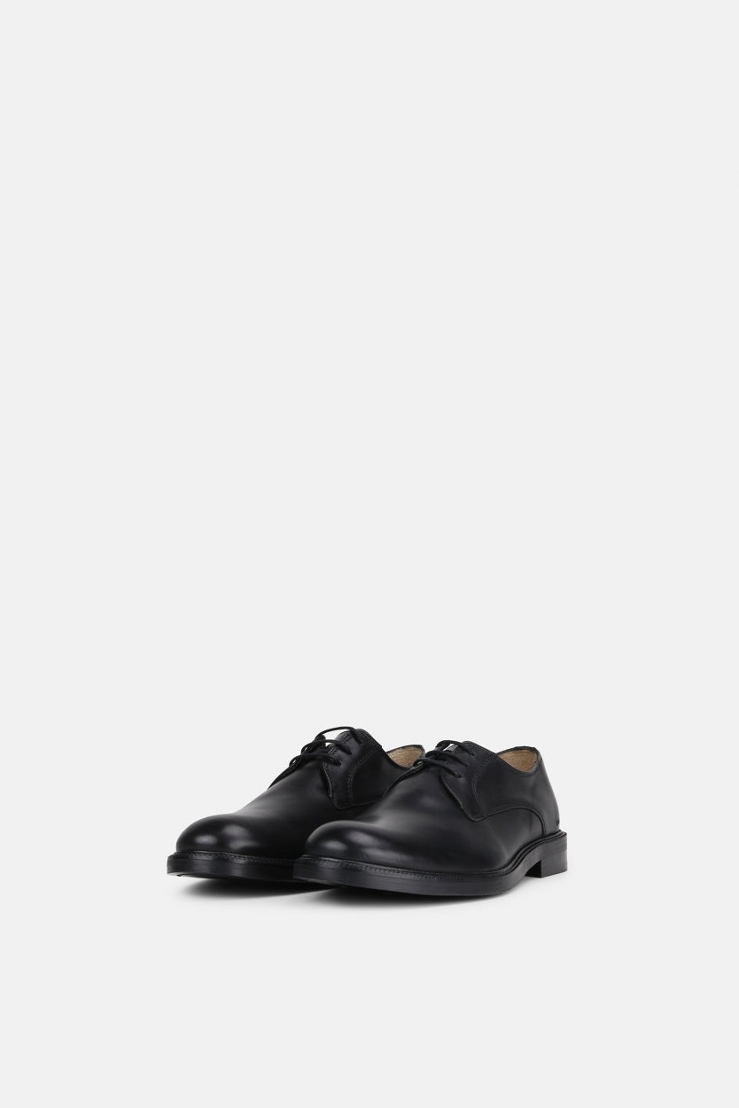 Alias Dandy Derby Shoe | Black