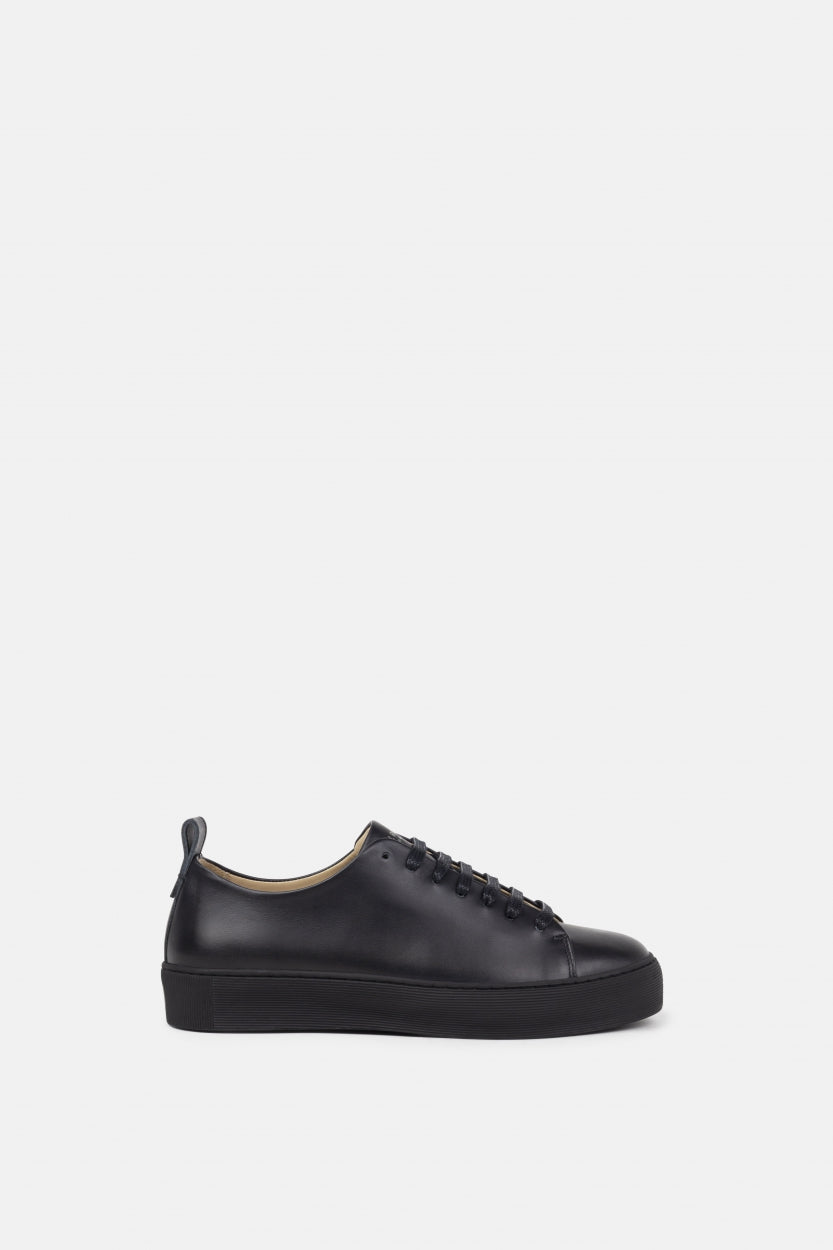 Doric Bound Sneaker | Black