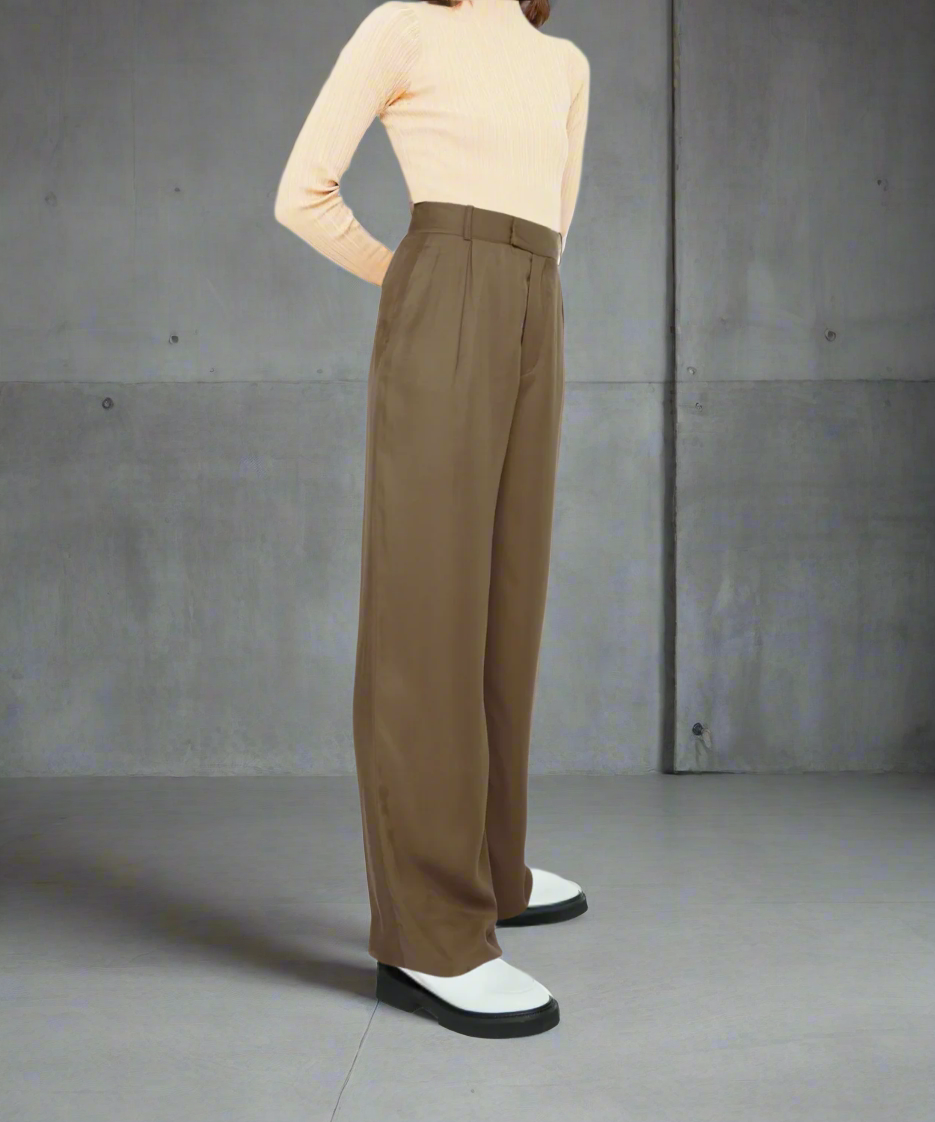 White loafer with brown troussers