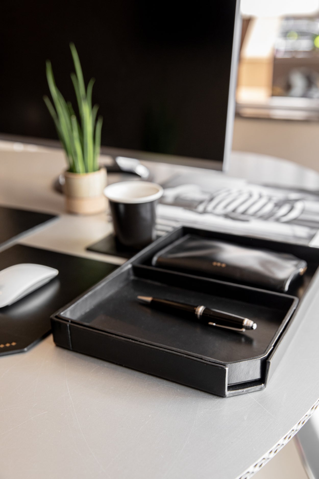 Office Desk Tidy 211 | Black