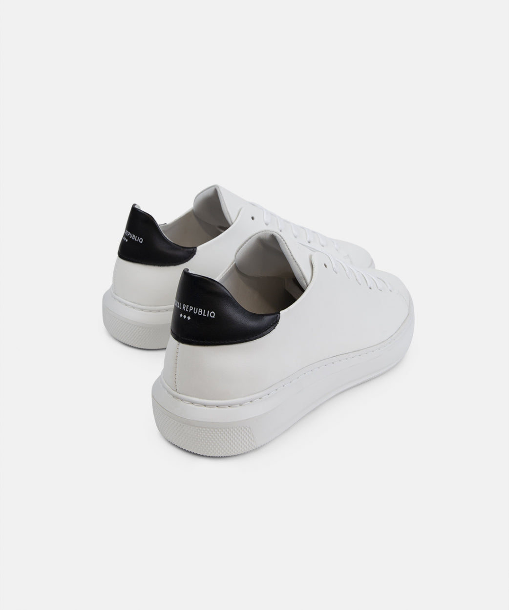 Cosmos Sneaker Lo 235 - Women | White