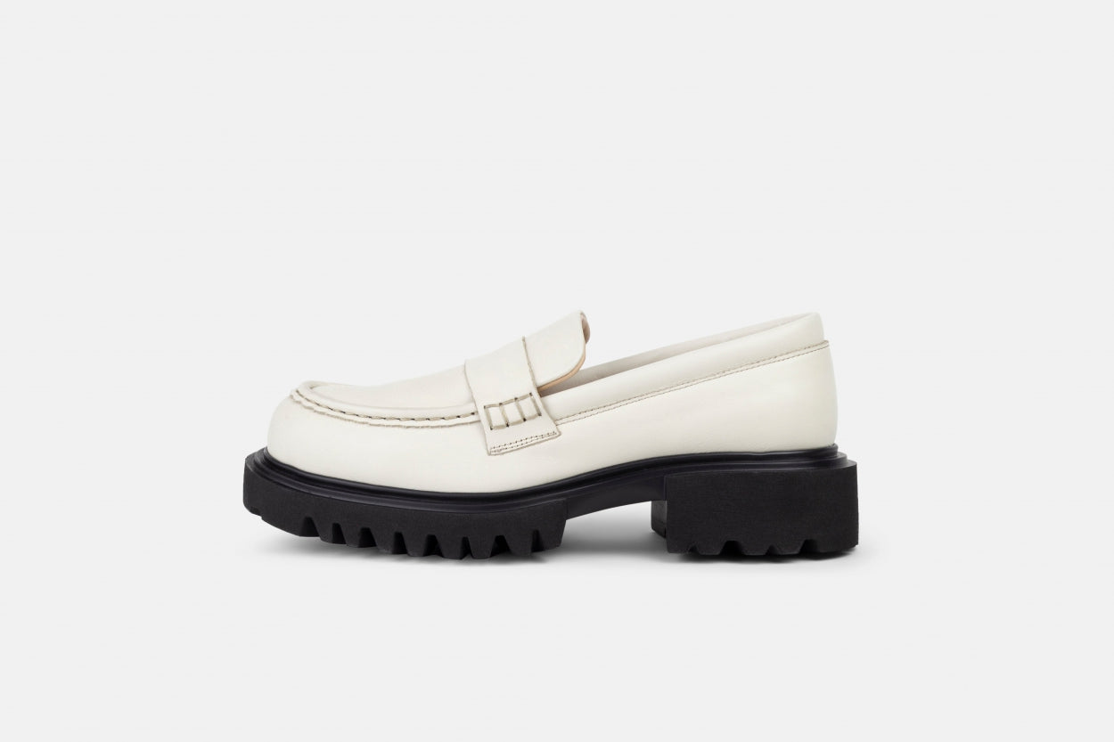 Protect Loafer | Off White