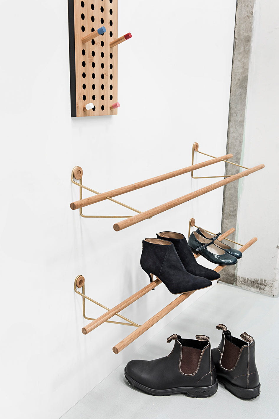 Shoe Rack - Oak & Brass - WeDoWood